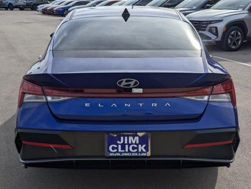 2025 Hyundai ELANTRA SEL