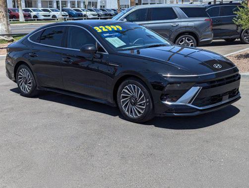 2024 Hyundai SONATA Hybrid SE