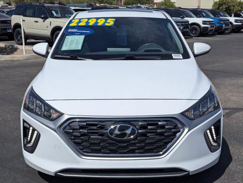 2022 Hyundai IONIQ Hybrid SEL