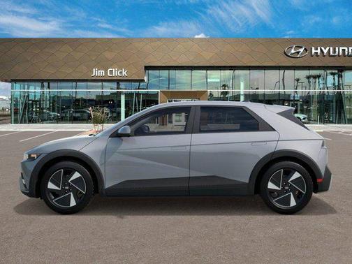 2025 Hyundai IONIQ 5 SE