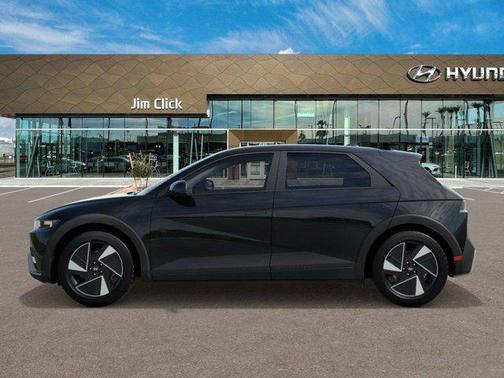 2025 Hyundai IONIQ 5 SE