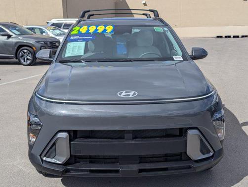 2025 Hyundai KONA SEL