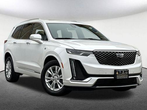 2023 Cadillac XT6 Luxury AWD