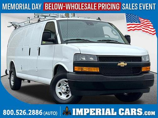 Summit White 2025 Chevrolet Express 2500 Work Van