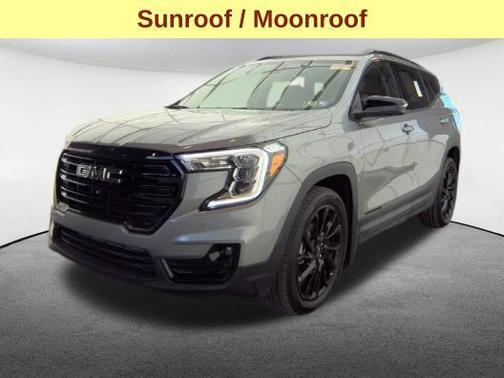 Sterling Metallic 2024 GMC Terrain SLT