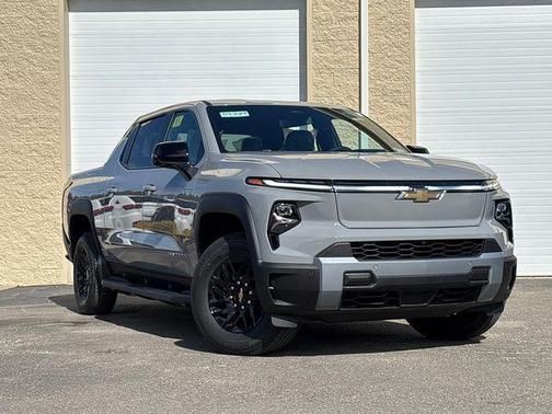 2025 Chevrolet Silverado EV LT