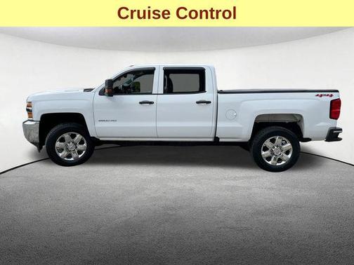 Summit White 2018 Chevrolet Silverado 2500 WT