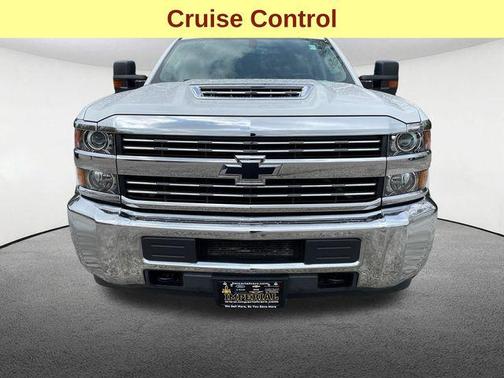 Summit White 2018 Chevrolet Silverado 2500 WT