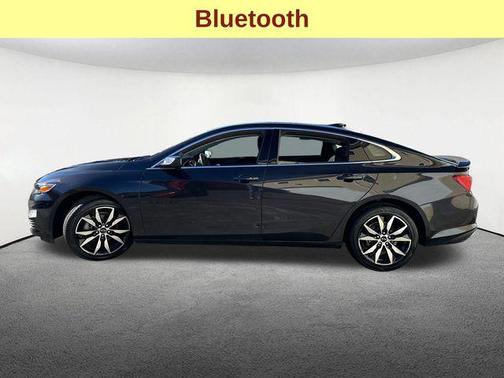 2022 Chevrolet Malibu FWD RS