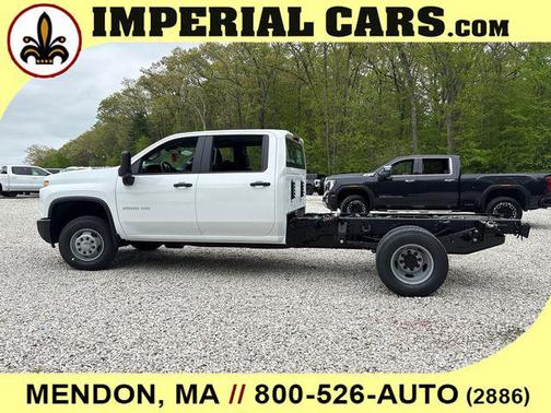 Summit White 2026 Chevrolet Silverado 3500 WT