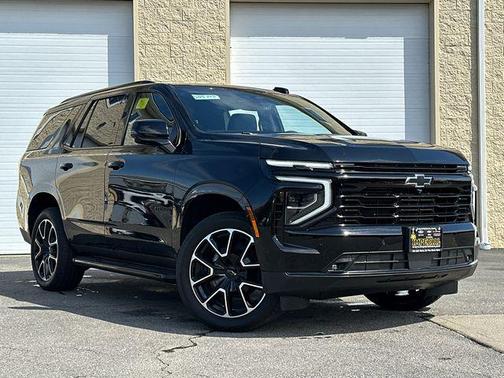 2025 Chevrolet Tahoe 4WD RST