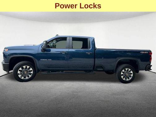 Northsky Blue Metallic 2022 Chevrolet Silverado 2500 Custom