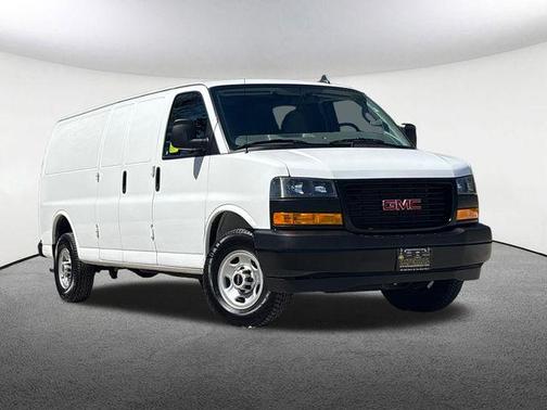 2023 GMC Savana 2500 Work Van