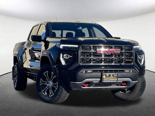 2024 GMC Canyon AT4
