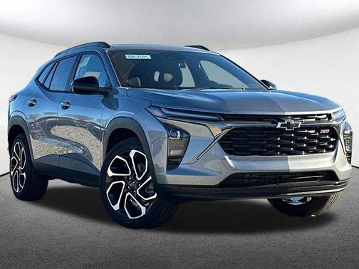 Sterling Gray Metallic 2026 Chevrolet Trax FWD 2RS