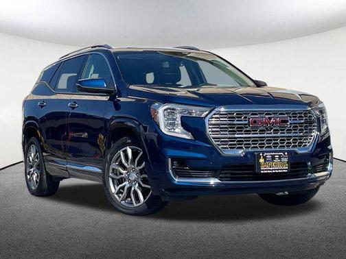 2023 GMC Terrain Denali
