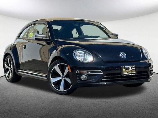 Black Uni 2014 Volkswagen Beetle DSG 2.0T R-Line