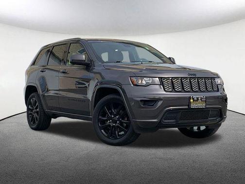 2020 Jeep Grand Cherokee Altitude