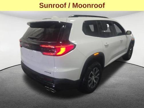 2025 GMC Acadia AT4 AWD