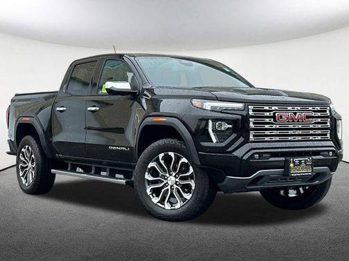2023 GMC Canyon Denali