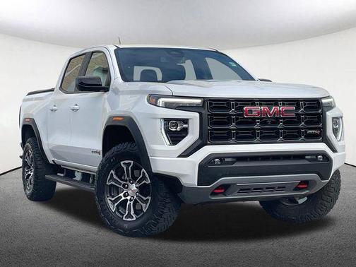 2024 GMC Canyon AT4