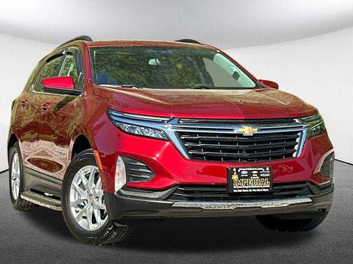 Radiant Red Tintcoat 2023 Chevrolet Equinox 1LT