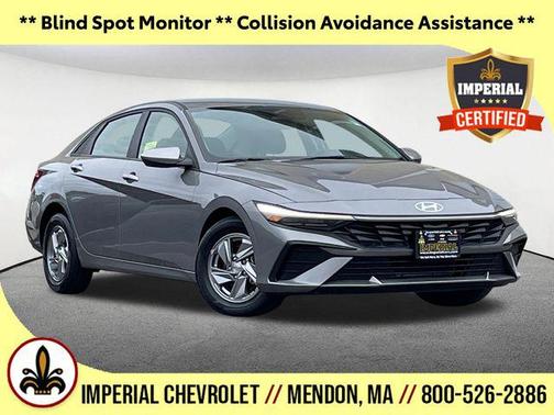 2024 Hyundai ELANTRA SE