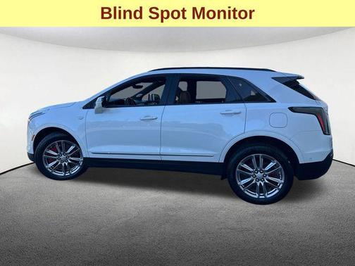 2023 Cadillac XT5 Sport