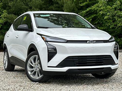 Summit White 2027 Chevrolet Bolt LT FWD