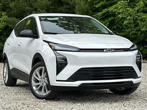 Summit White 2027 Chevrolet Bolt LT FWD