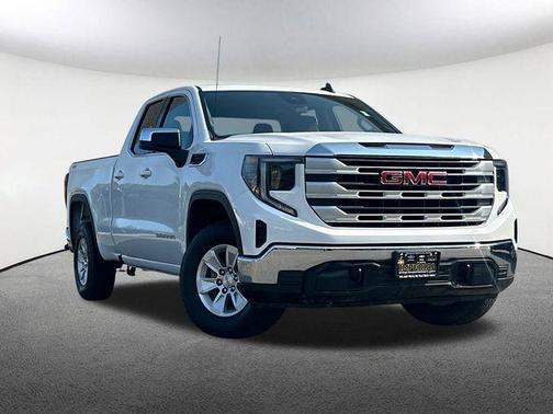 2022 GMC Sierra 1500 SLE