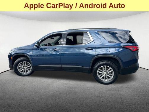 2022 Chevrolet Traverse LT Cloth