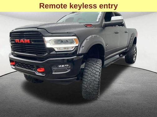 2022 RAM 2500 Laramie Crew Cab 4x4 6'4' Box