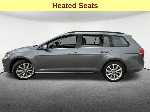 2016 Volkswagen Golf SportWagen TSI SE 4-Door