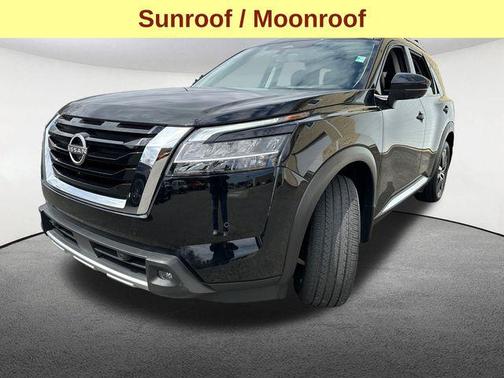 2023 Nissan Pathfinder Platinum 4WD