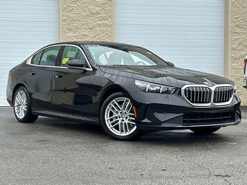 2025 BMW 530 i xDrive