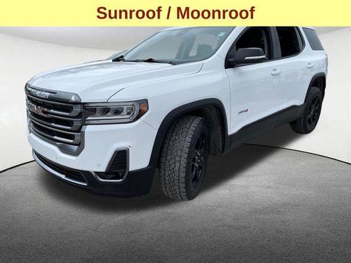 2022 GMC Acadia AT4