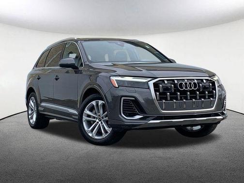 2025 Audi Q7 45 Premium