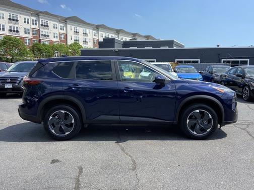 Deep Ocean Blue 2025 Nissan Rogue SV