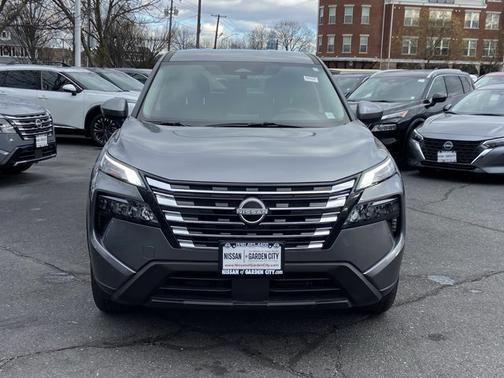 Gun Metallic 2025 Nissan Rogue SV