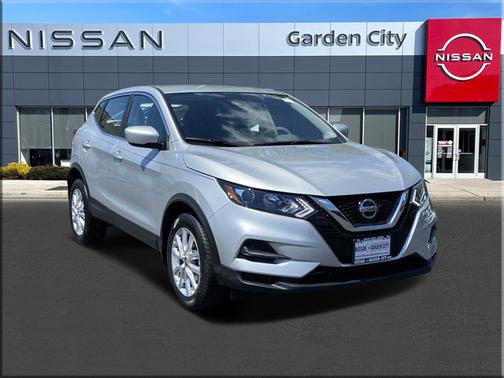 2022 Nissan Rogue Sport S