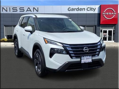 Everest White P 2025 Nissan Rogue SV
