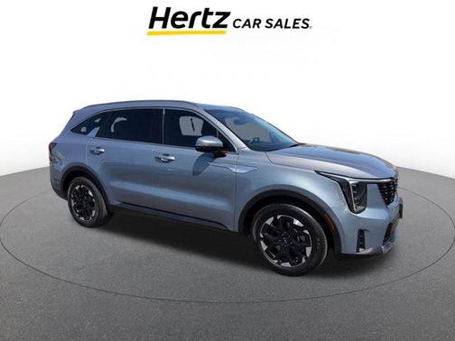 Everlasting Silver 2024 Kia Sorento S