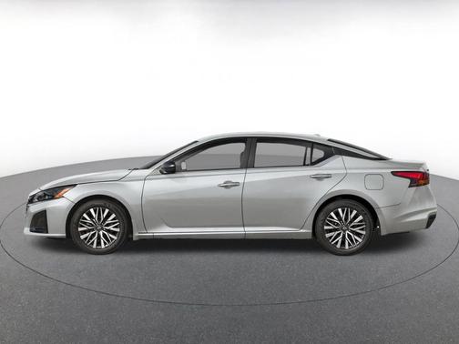 Brilliant Silver Metallic 2025 Nissan Altima SV FWD