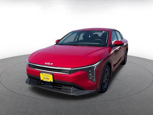 Currant Red 2025 Kia K4 LXS