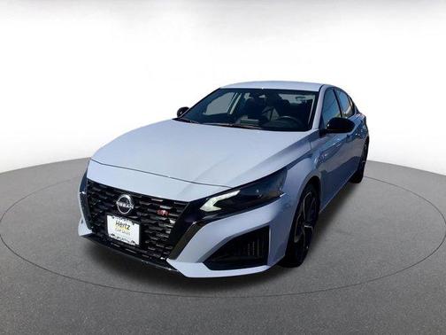 2025 Nissan Altima SR FWD