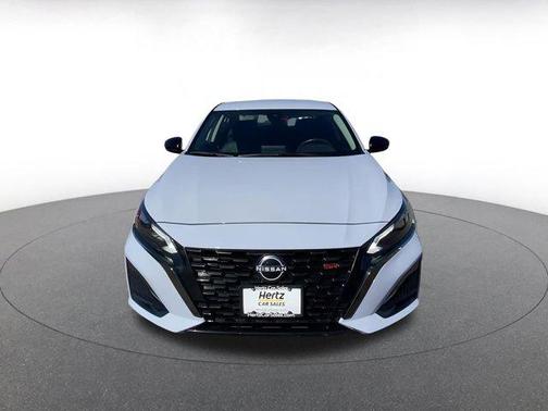 2025 Nissan Altima SR FWD