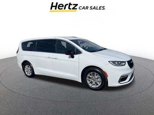 2025 Chrysler Pacifica L