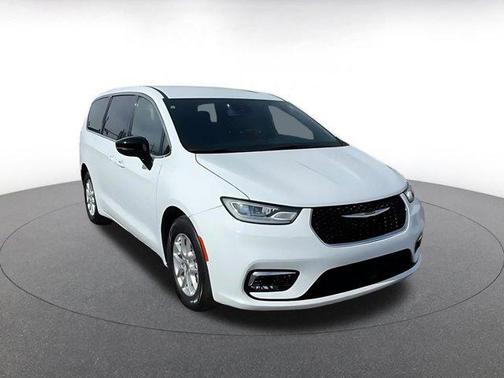 2025 Chrysler Pacifica L