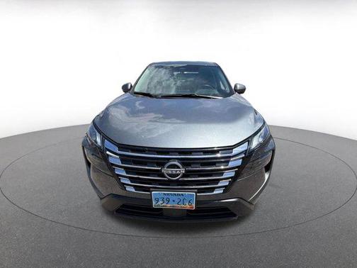 Gun Metallic 2025 Nissan Rogue SV